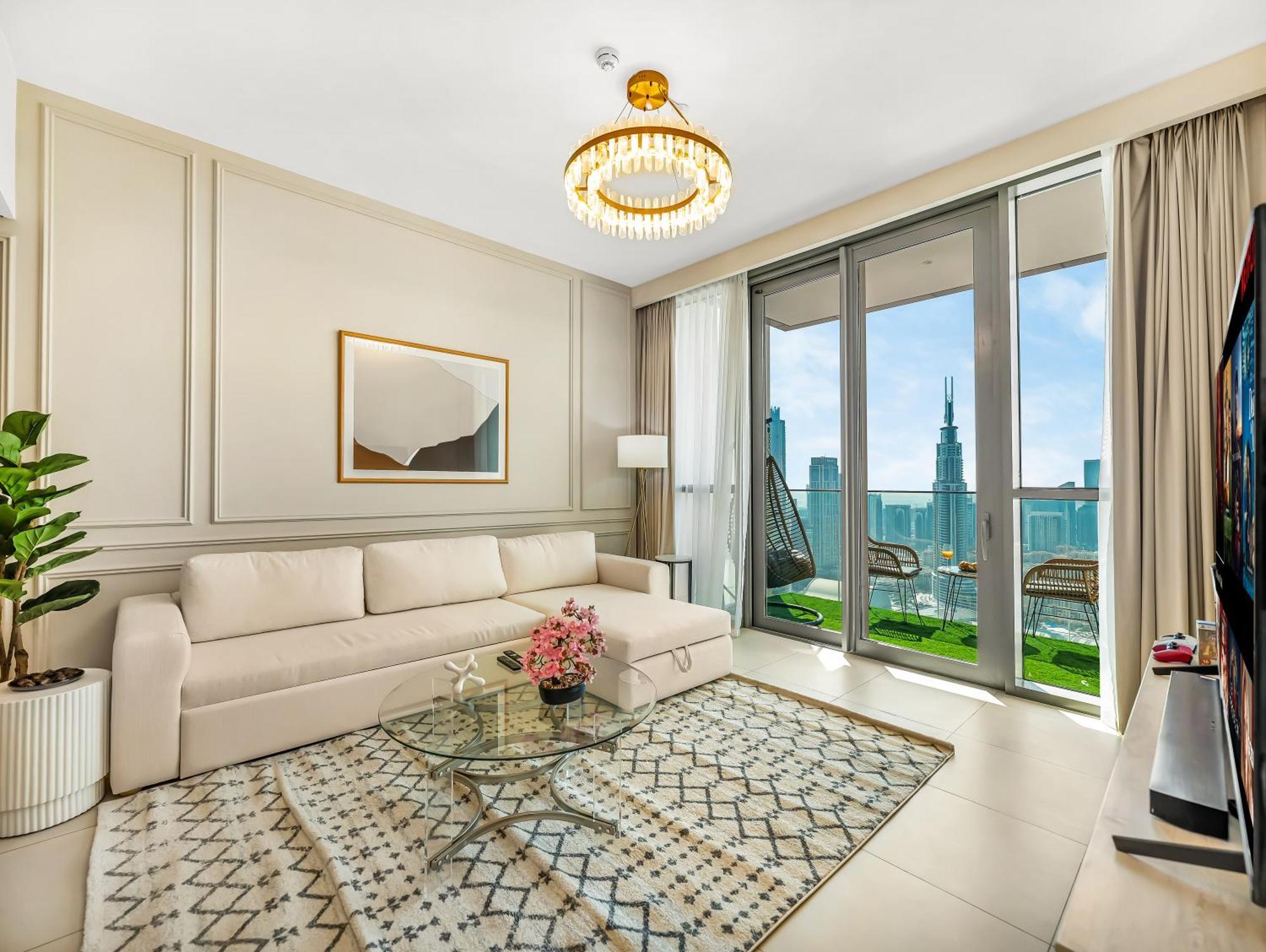 Brand New! Downtown Views Located On Mall